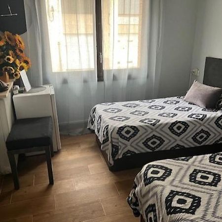 شقة Habitacion Individual En Tárrega المظهر الخارجي الصورة